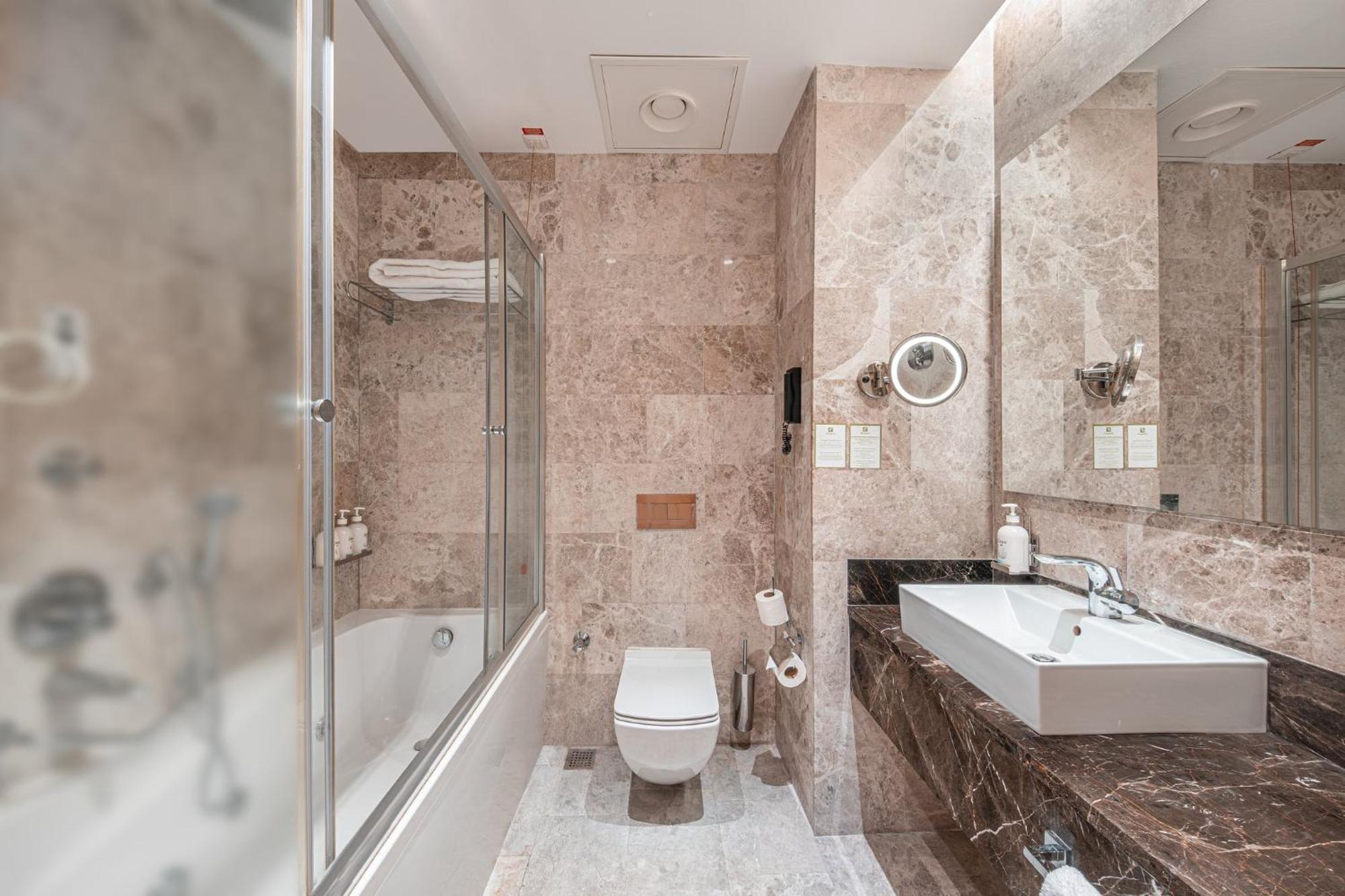 Holiday Inn Ankara - Cukurambar By Ihg Esterno foto