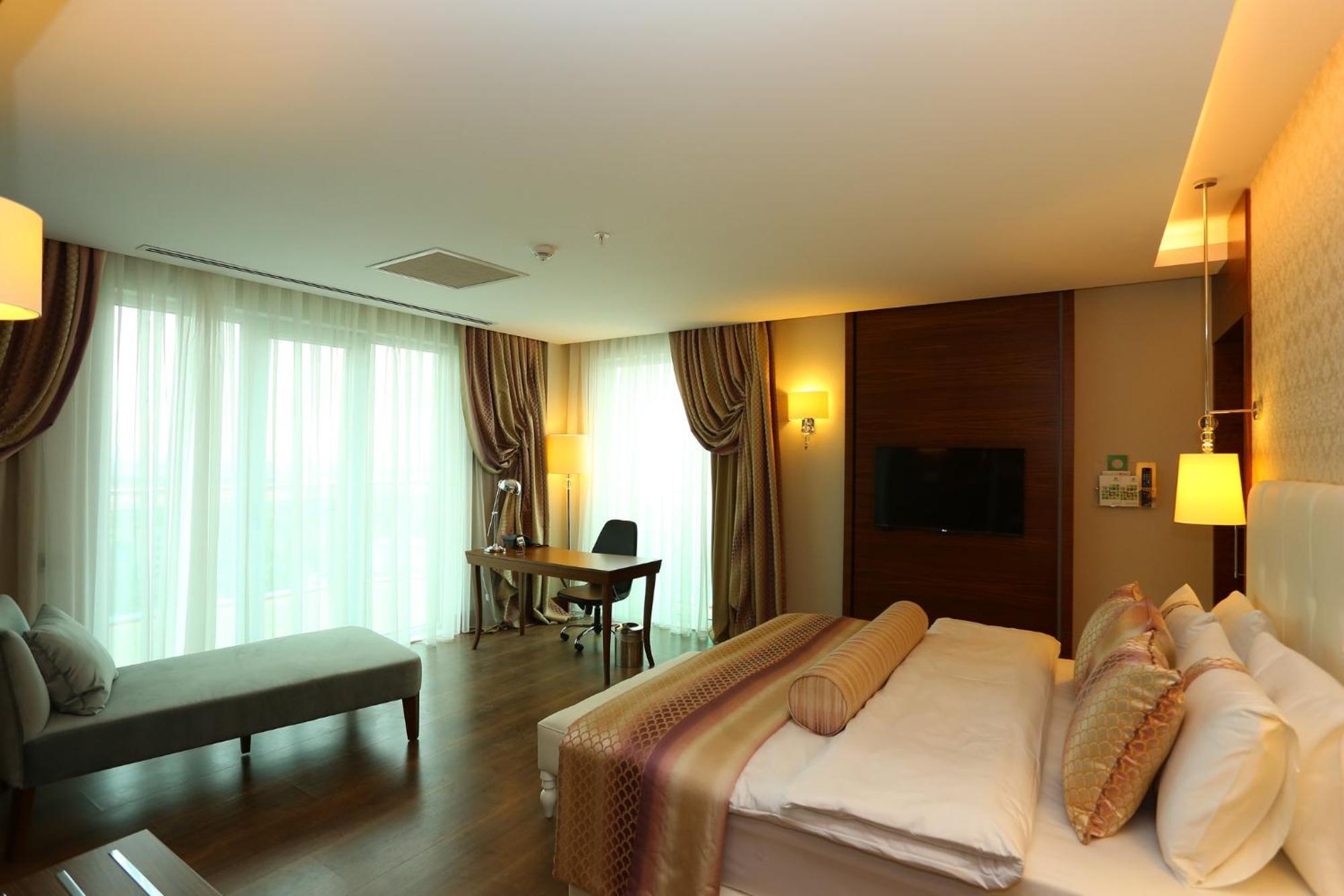 Holiday Inn Ankara - Cukurambar By Ihg Esterno foto