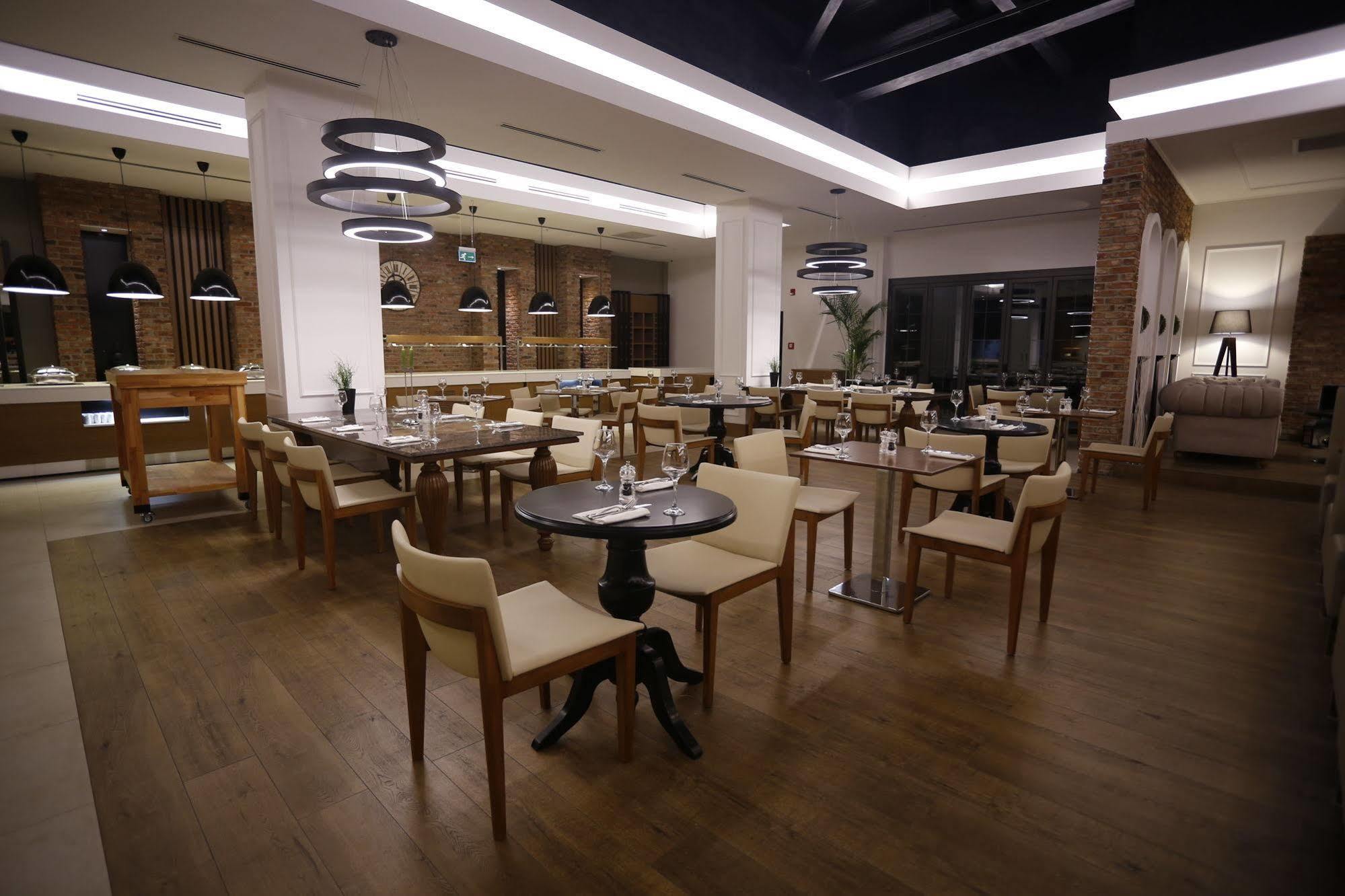 Holiday Inn Ankara - Cukurambar By Ihg Esterno foto